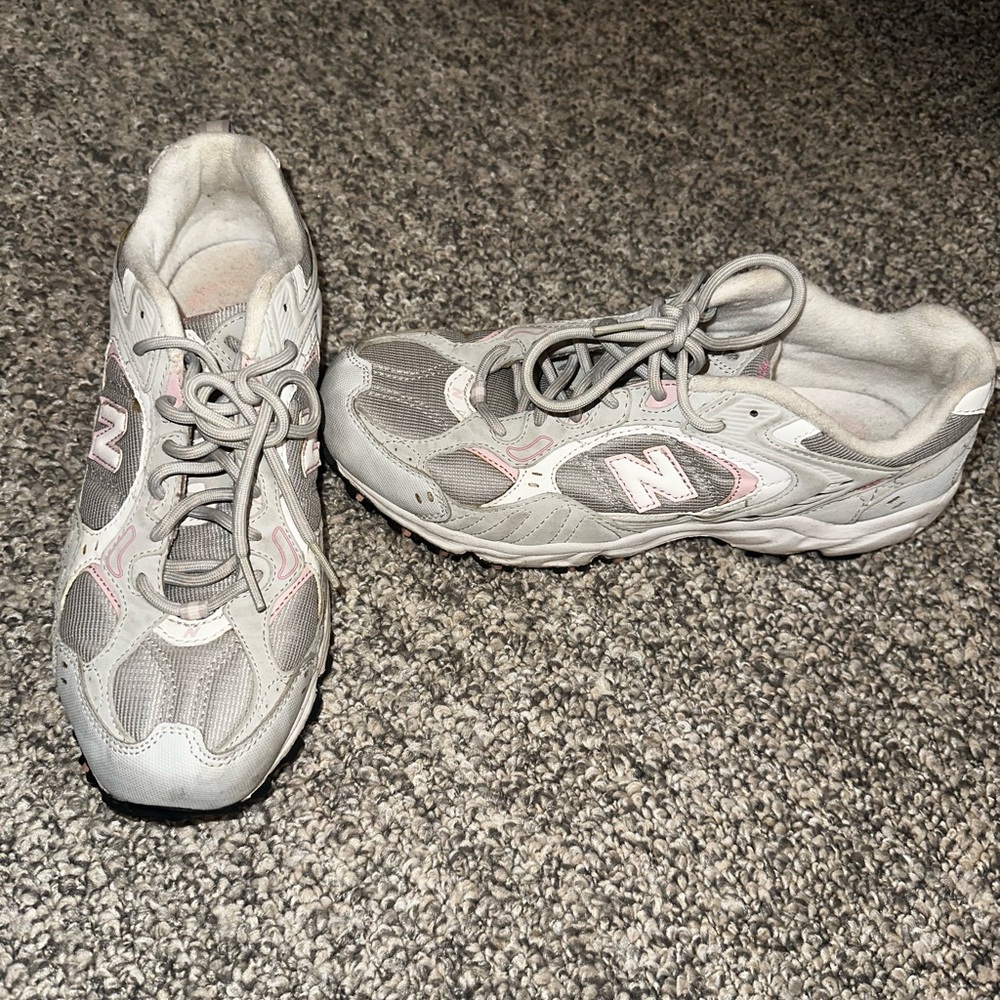 New Balance Women’s Sneakers Pink, Grey, and White